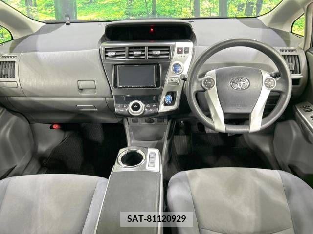 Toyota PRIUS ALPHA 2014-01 322237-1