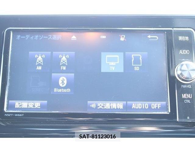Toyota C-HR 2017-08 294894-2