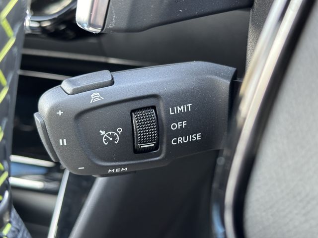 Peugeot 2008 2022-06 195887-12