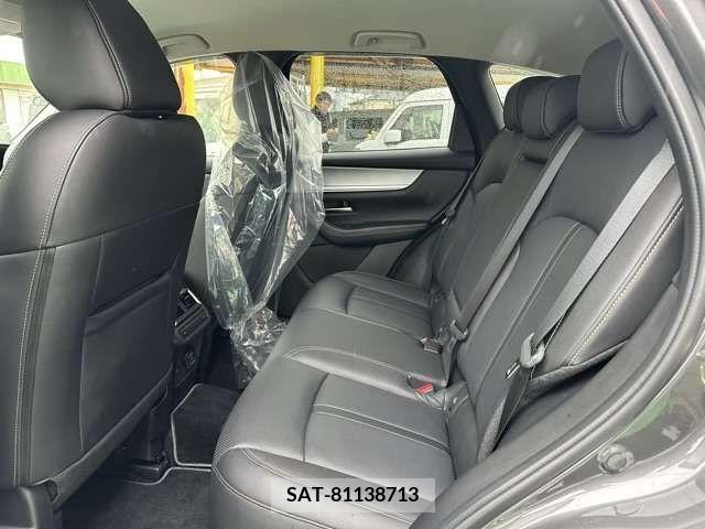 Mazda CX-60 2023-02 216235-7