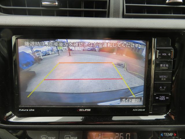 Toyota AQUA 2016-04 182376-10