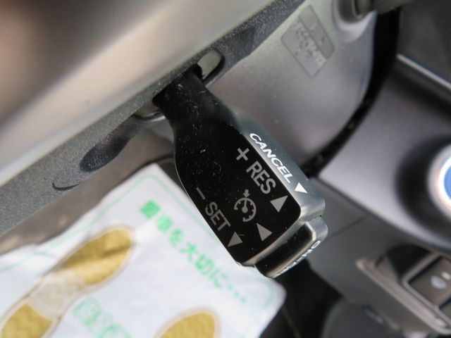 Toyota AQUA 2016-04 182376-19