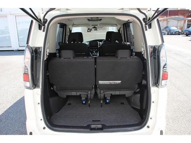 Nissan SERENA 2019-03 23342-17