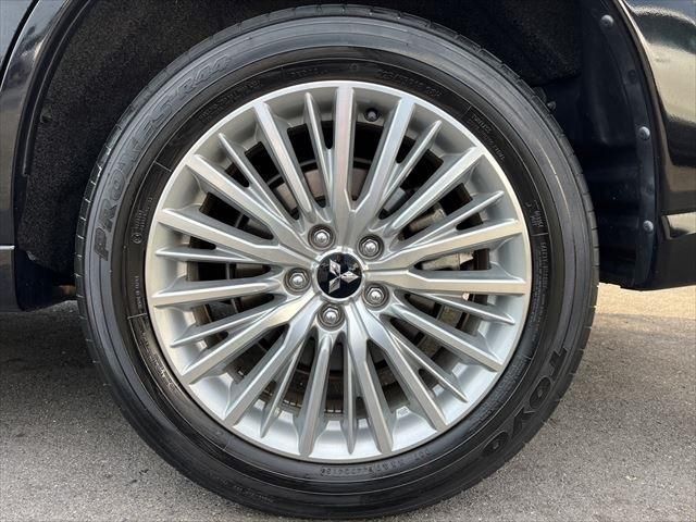 Mitsubishi OUTLANDER PHEV 2018-09 7236-15
