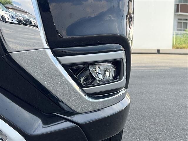 Mitsubishi OUTLANDER PHEV 2018-09 7236-10