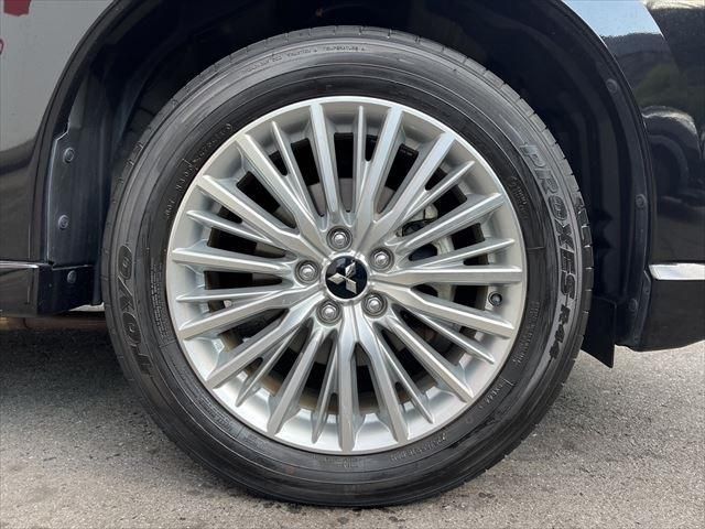 Mitsubishi OUTLANDER PHEV 2018-09 7236-13