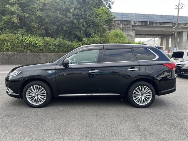 Mitsubishi OUTLANDER PHEV 2018-09 7236-6
