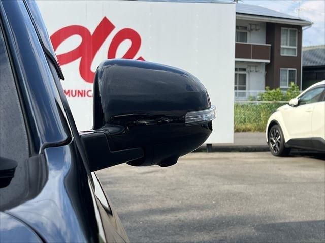 Mitsubishi OUTLANDER PHEV 2018-09 7236-12