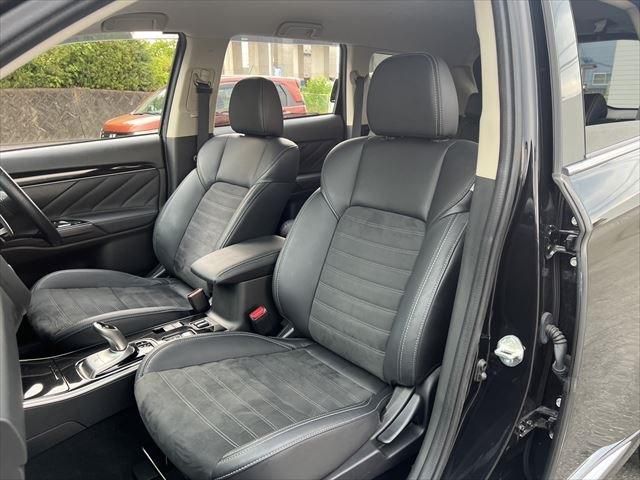 Mitsubishi OUTLANDER PHEV 2018-09 7236-20