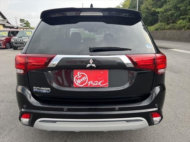 Mitsubishi OUTLANDER PHEV 2018-09 7236-4
