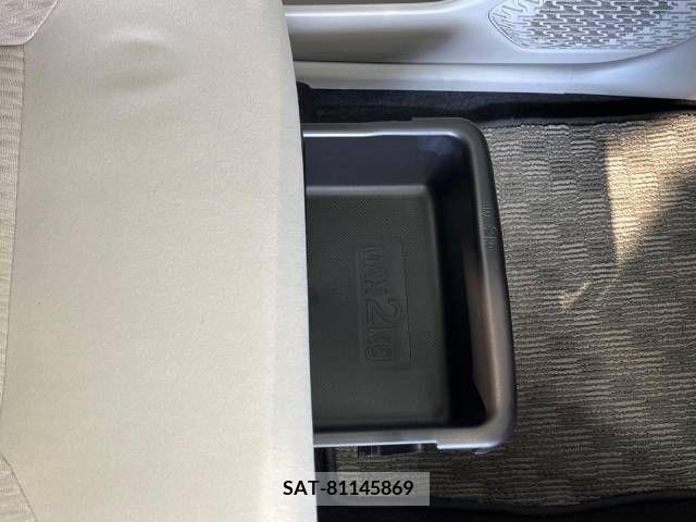 Daihatsu MOVE 2017-04 256955-7