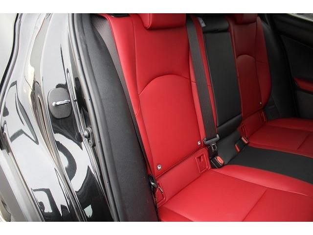 Lexus UX 2019-07 9842-15