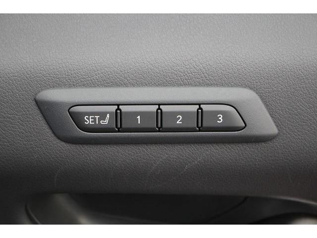 Lexus UX 2019-07 9842-5