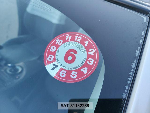 Toyota PRIUS 2010-01 214409-17