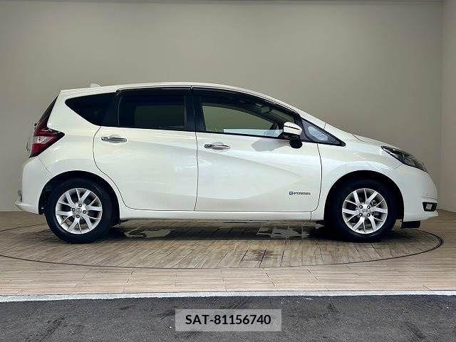 Nissan NOTE 2017-03 379921-14