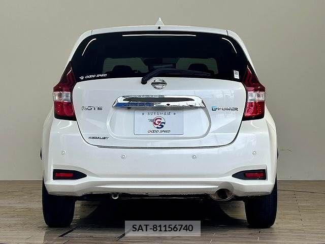 Nissan NOTE 2017-03 379921-12
