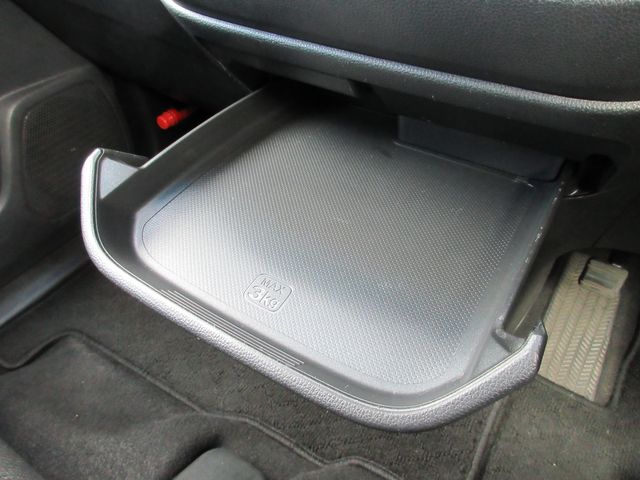 Honda N-WGN 2018-04 180956-26