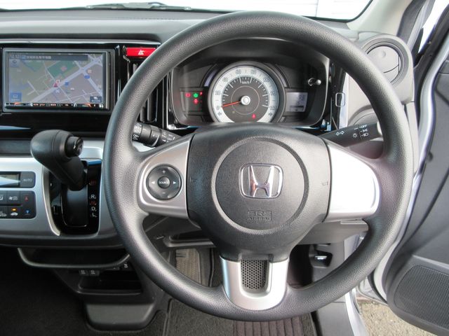Honda N-WGN 2018-04 180956-21