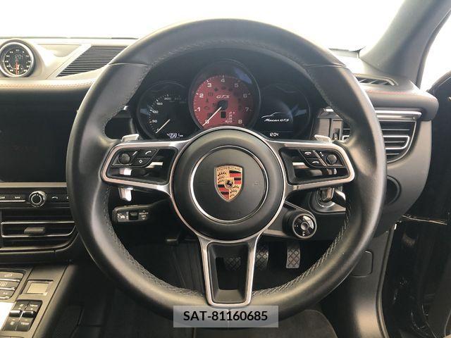Porsche MACAN 2020-09 320106-11