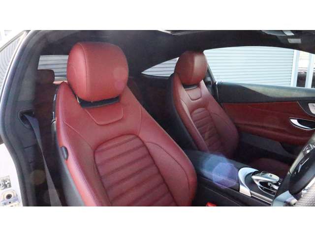 Mercedes Benz C-CLASS 2018-11 14333-17