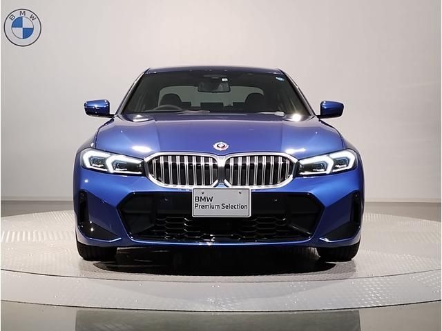 Bmw 3 SERIES 2022-10 8482-5