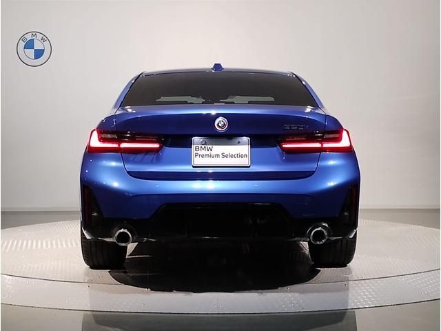 Bmw 3 SERIES 2022-10 8482-6