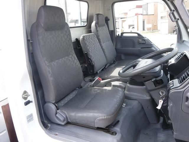 Isuzu ELF TRUCK 2005-02 5815-17