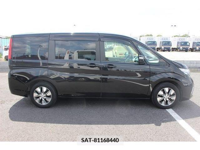 Honda STEP WGN 2017-01 352333-9