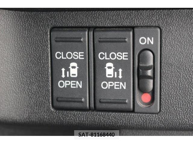 Honda STEP WGN 2017-01 352333-3