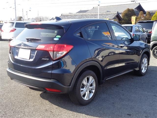 Honda VEZEL 2018-07 648-4