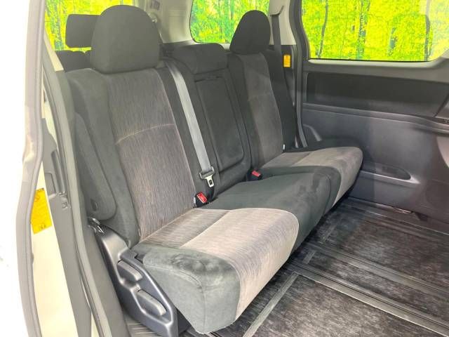 Toyota VELLFIRE 2012-10 12221-9