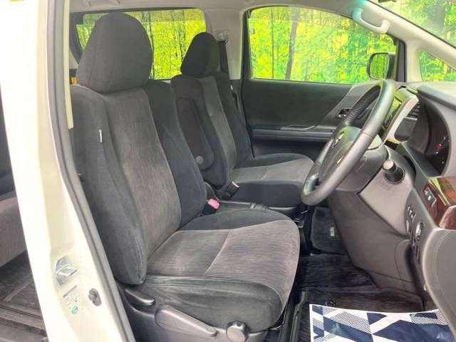 Toyota VELLFIRE 2012-10 12221-8