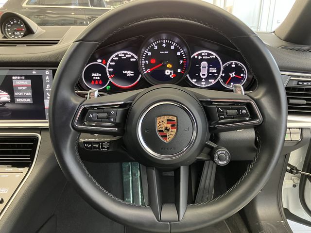 Porsche PANAMERA 2021-08 27637-9