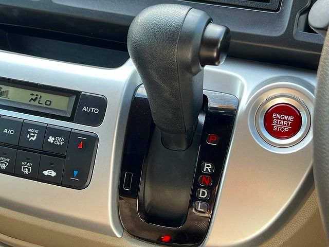 Honda N-WGN 2018-03 5138-12