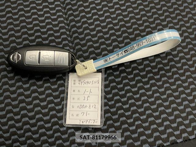 Nissan NOTE 2013-12 302349-26