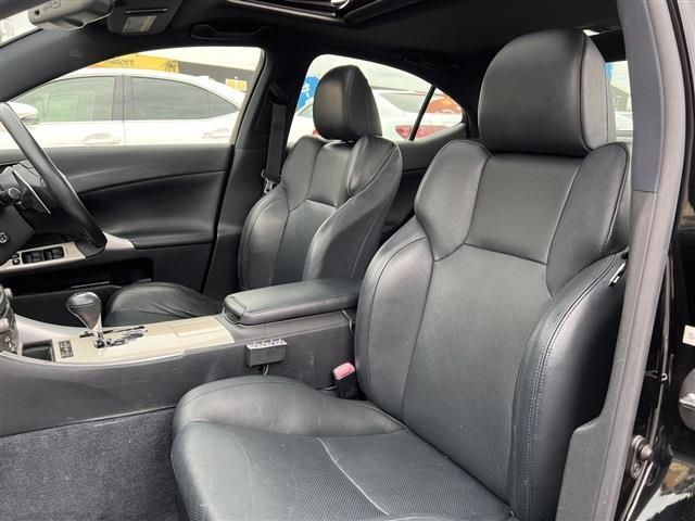 Lexus IS F 2008-06 1085-17