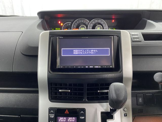 Toyota VOXY 2010-11 189221-10