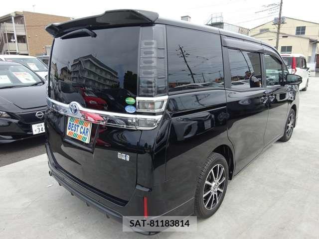 Toyota VOXY HYBRID 2020-01 380878-7