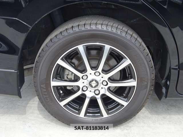 Toyota VOXY HYBRID 2020-01 380878-13