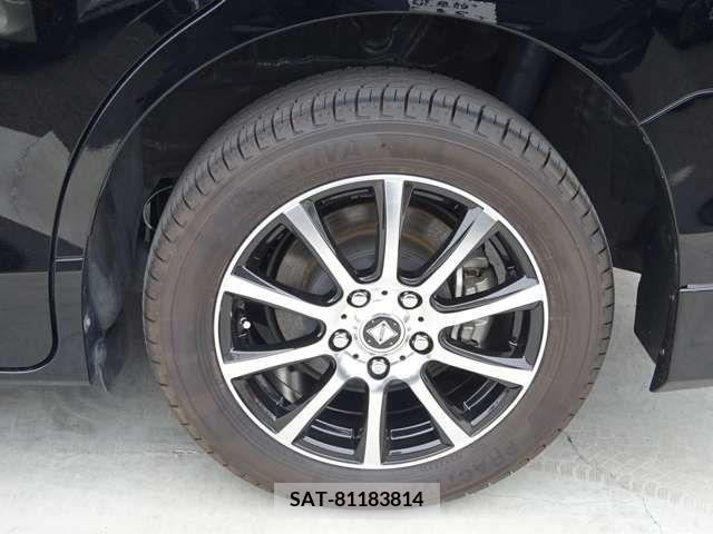 Toyota VOXY HYBRID 2020-01 380878-12