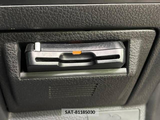 Subaru LEVORG 2016-05 252099-6