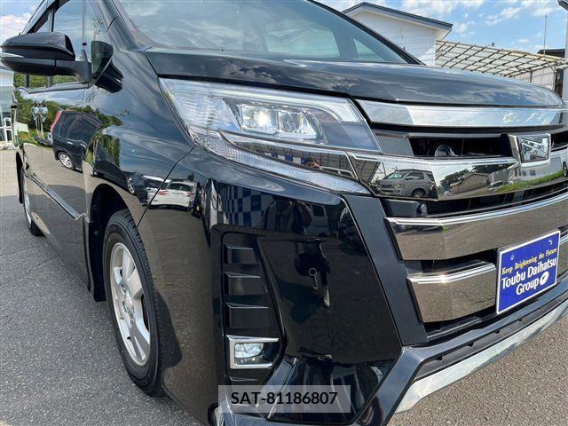 Toyota NOAH 2019-06 321624-8