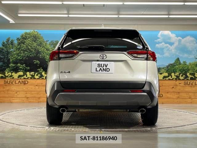 Toyota RAV4 2019-11 216377-15