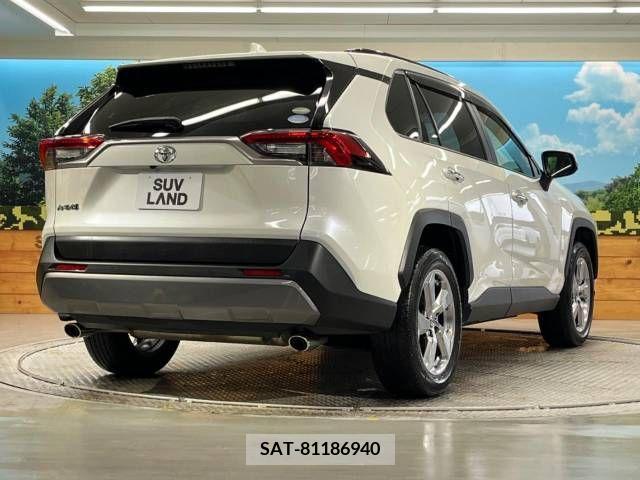 Toyota RAV4 2019-11 216377-17
