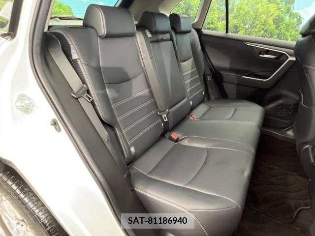 Toyota RAV4 2019-11 216377-9