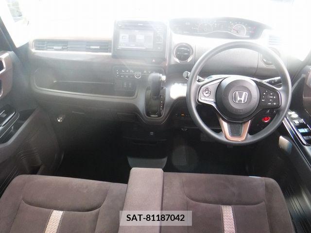 Honda N BOX 2019-02 307012-1