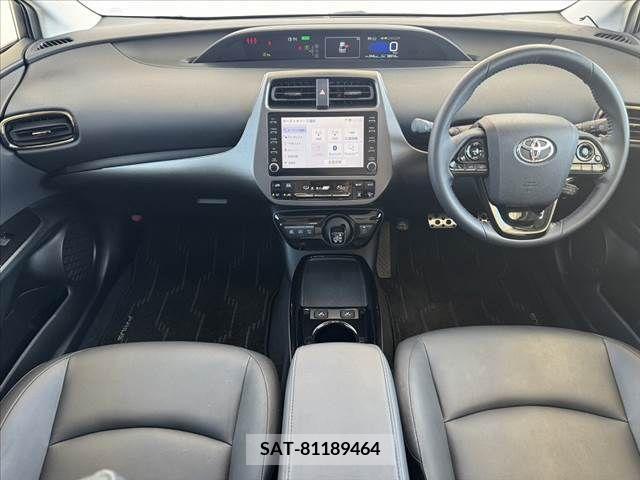 Toyota PRIUS 2021-12 393328-1