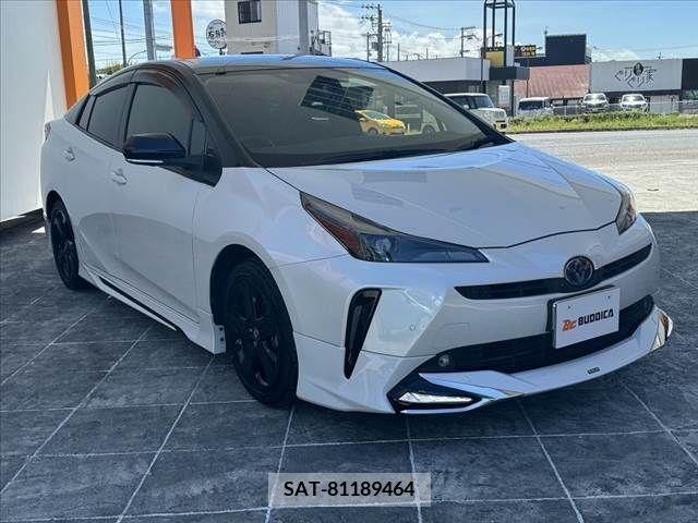 Toyota PRIUS 2021-12 393328-9
