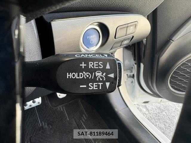 Toyota PRIUS 2021-12 393328-24