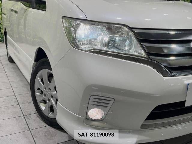 Nissan SERENA 2011-08 324887-12